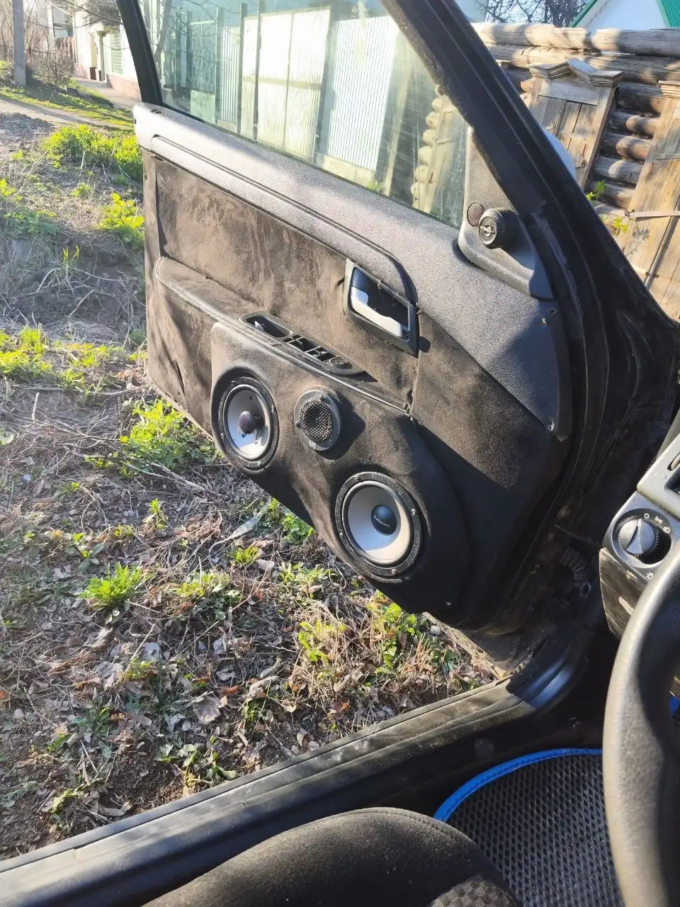 Автомобиль с улучшенными характеристиками и полной комплектацией - Авто в Неизвестно