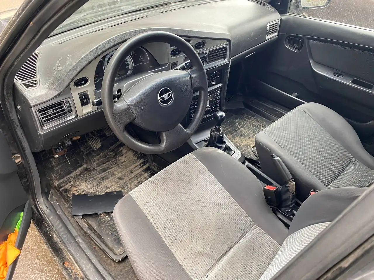 Продам автомобиль Нексия 2011 года выпуска - Легковые автомобили (Авто) в Неизвестно