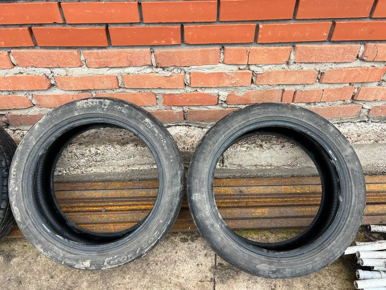 Шины Pirelli Cinturato P7 и Kumho Ecowing ES01KH27 - Шины и диски (Авто) в Неизвестно