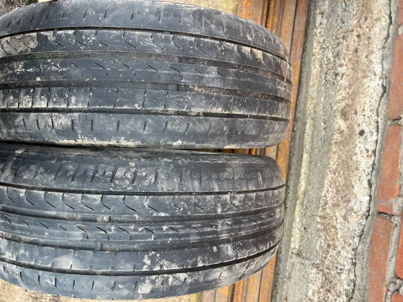 Шины Pirelli Cinturato P7 и Kumho Ecowing ES01KH27 - Шины и диски (Авто) в Неизвестно