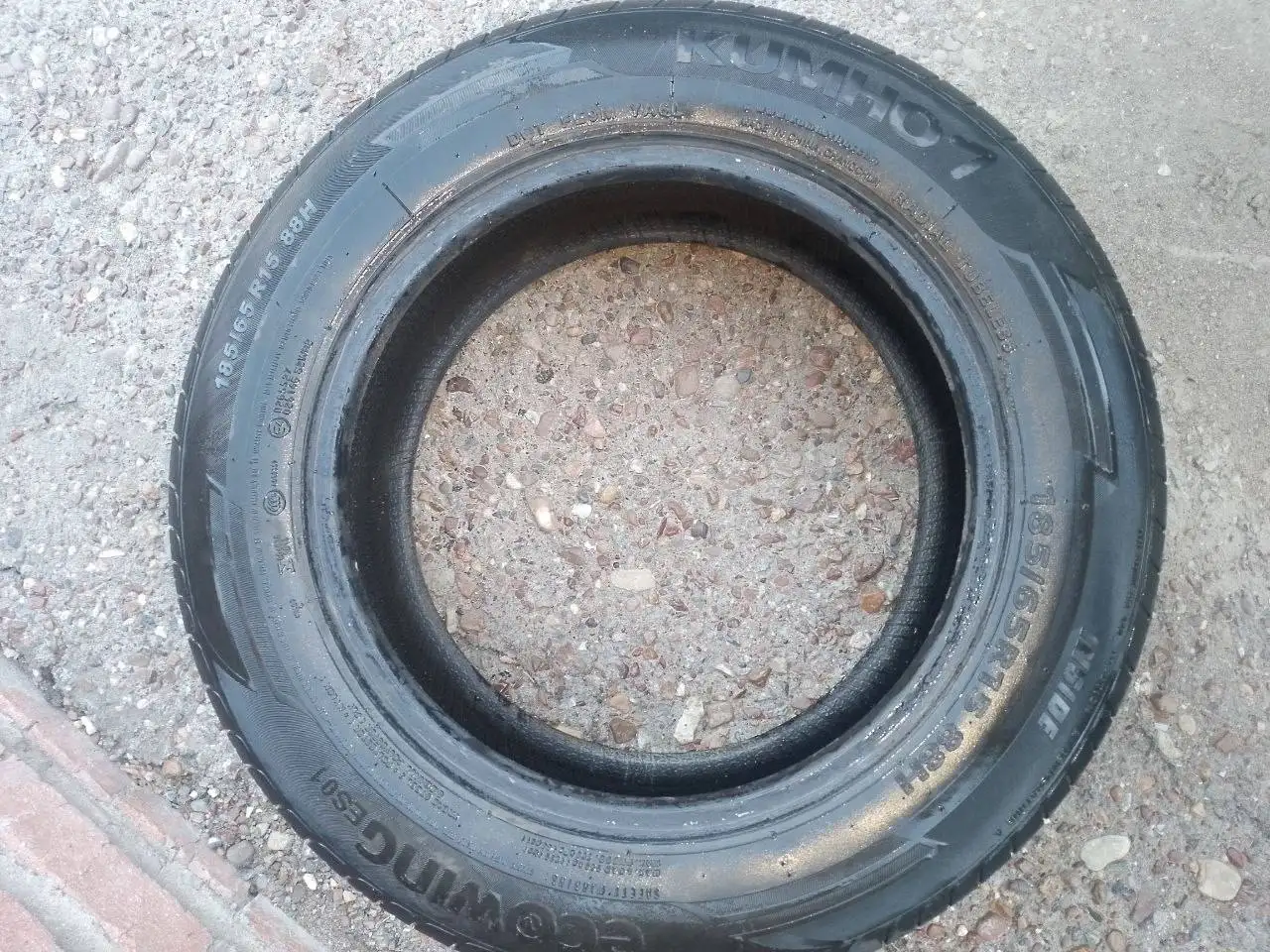 Шины Pirelli Cinturato P7 и Kumho Ecowing ES01KH27 - Шины и диски (Авто) в Неизвестно