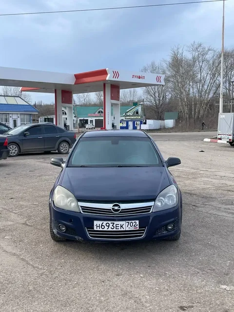Opel Astra 2008 1.6 MT - Мотоциклы и мототехника в Стерлитамак