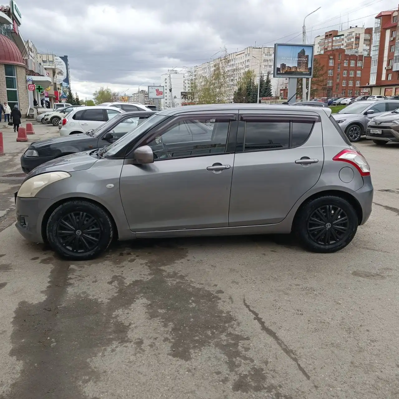 Продажа Suzuki Swift - Легковые автомобили (Авто) в Неизвестно