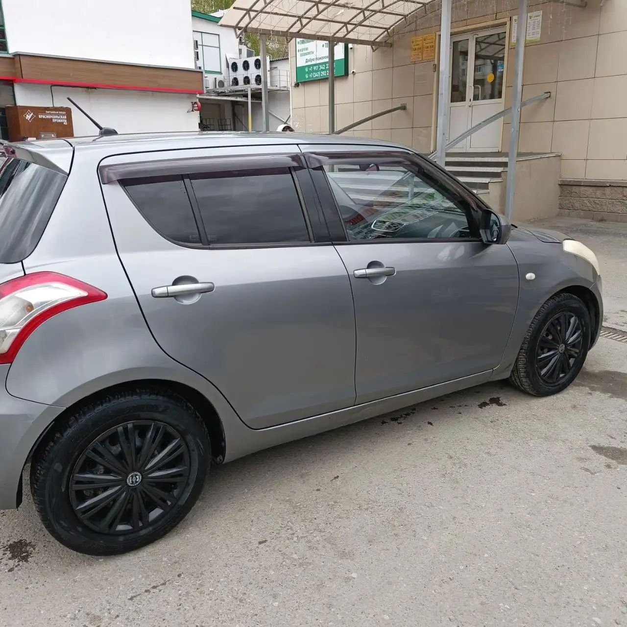 Продажа Suzuki Swift - Легковые автомобили (Авто) в Неизвестно