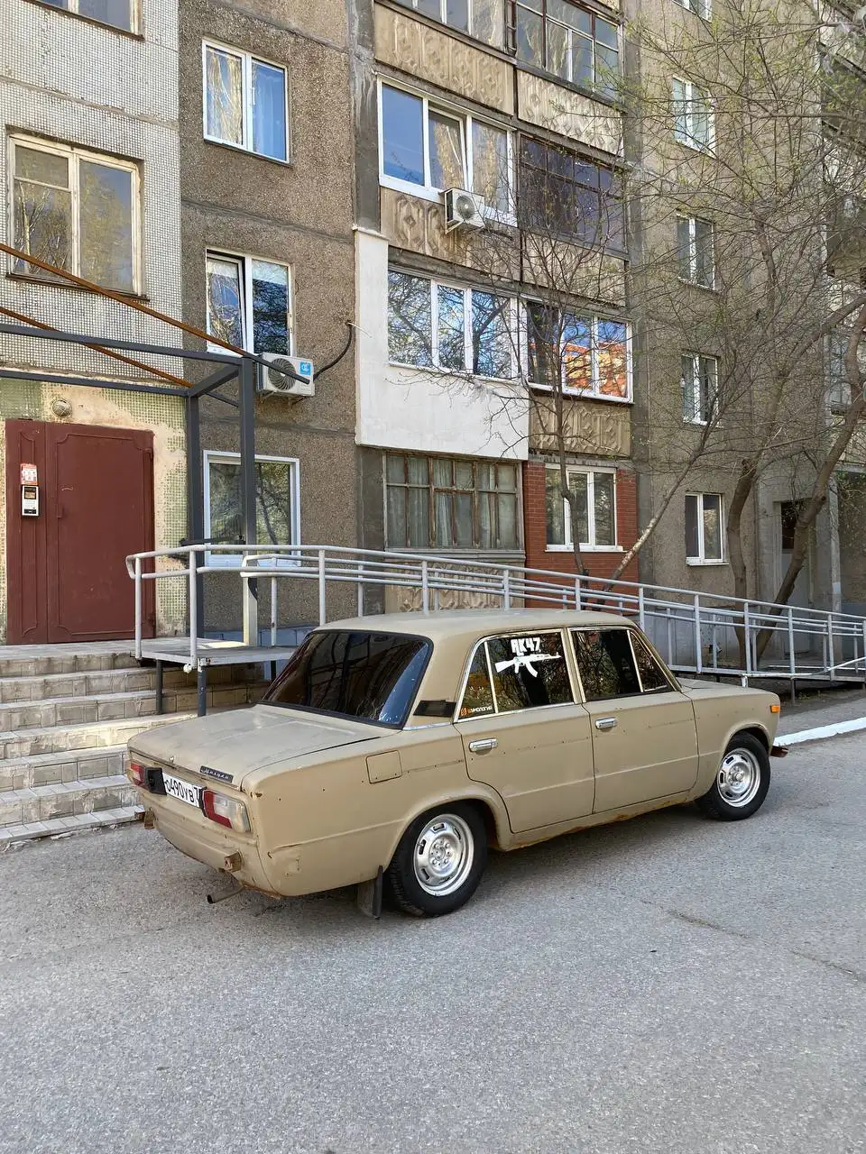 Автомобиль 1994 года - Авто в Неизвестно