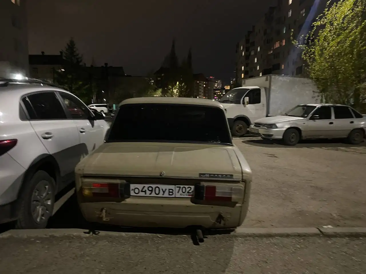 Автомобиль 1994 года - Авто в Неизвестно