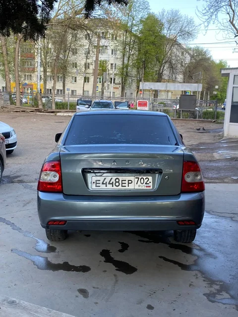 Приора 2010 год в достойном состоянии - Сельхозтехника в Неизвестно