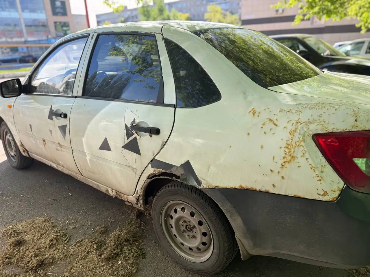Гранта 2012 года - Легковые автомобили (Авто) в Неизвестно