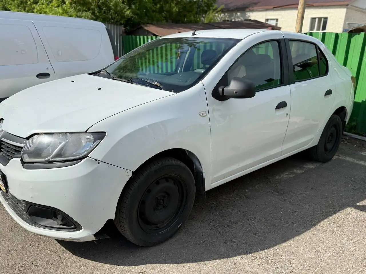 Renault Logan 2014 - Renault Logan (Авто) в Неизвестно