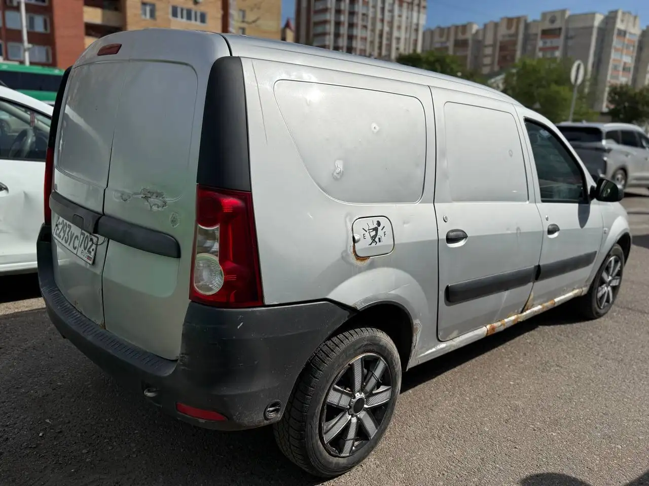Ларгус 2013 - Легковые автомобили (Авто) в Неизвестно