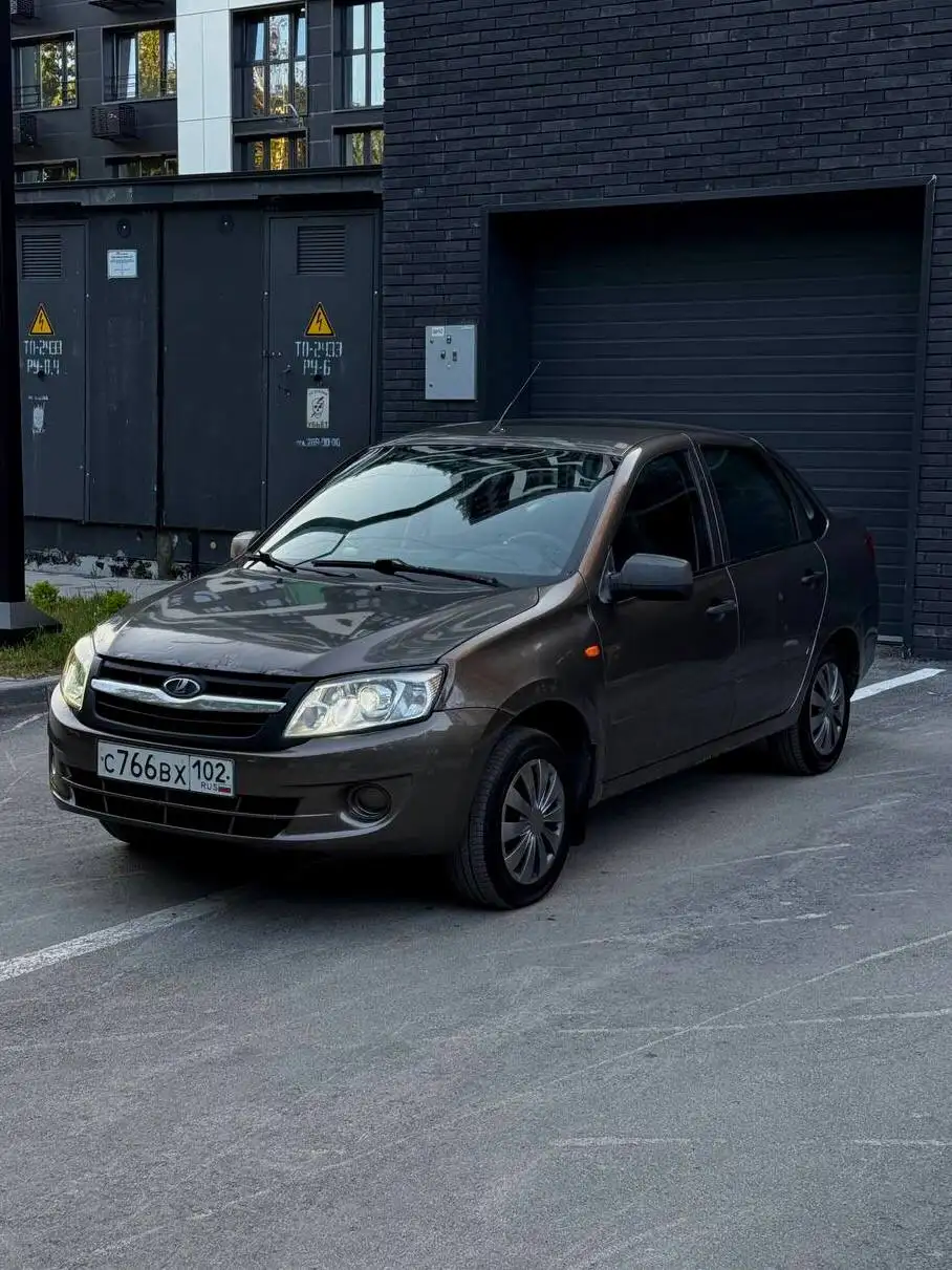 Lada Granta 2014 года в Уфе - Легковые автомобили (Авто) в Уфа