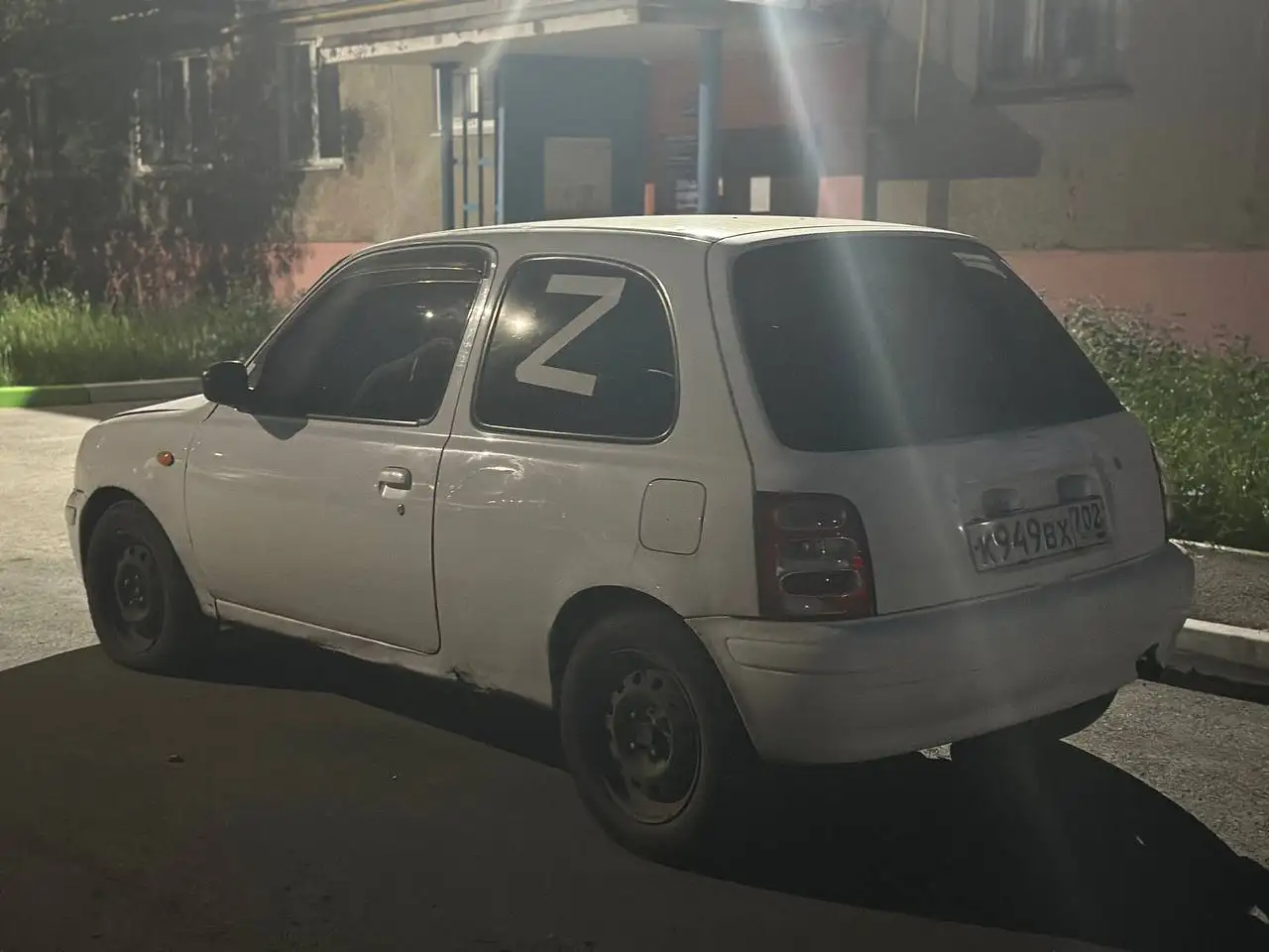 Ниссан Марч - Легковые автомобили (Авто) в Неизвестно