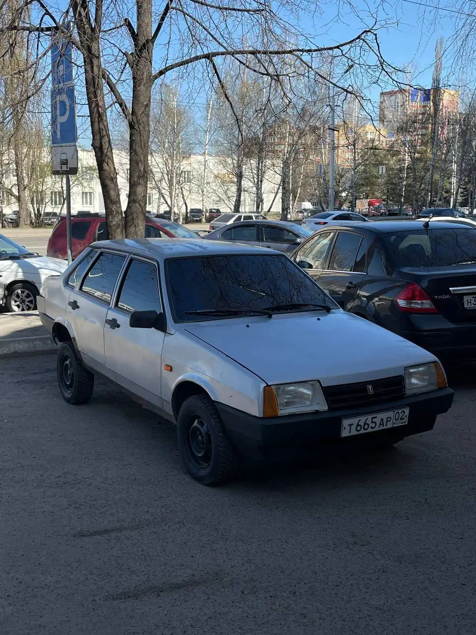 BMW E46 2001 г.в. в хорошем состоянии - Легковые автомобили (Авто) в Неизвестно