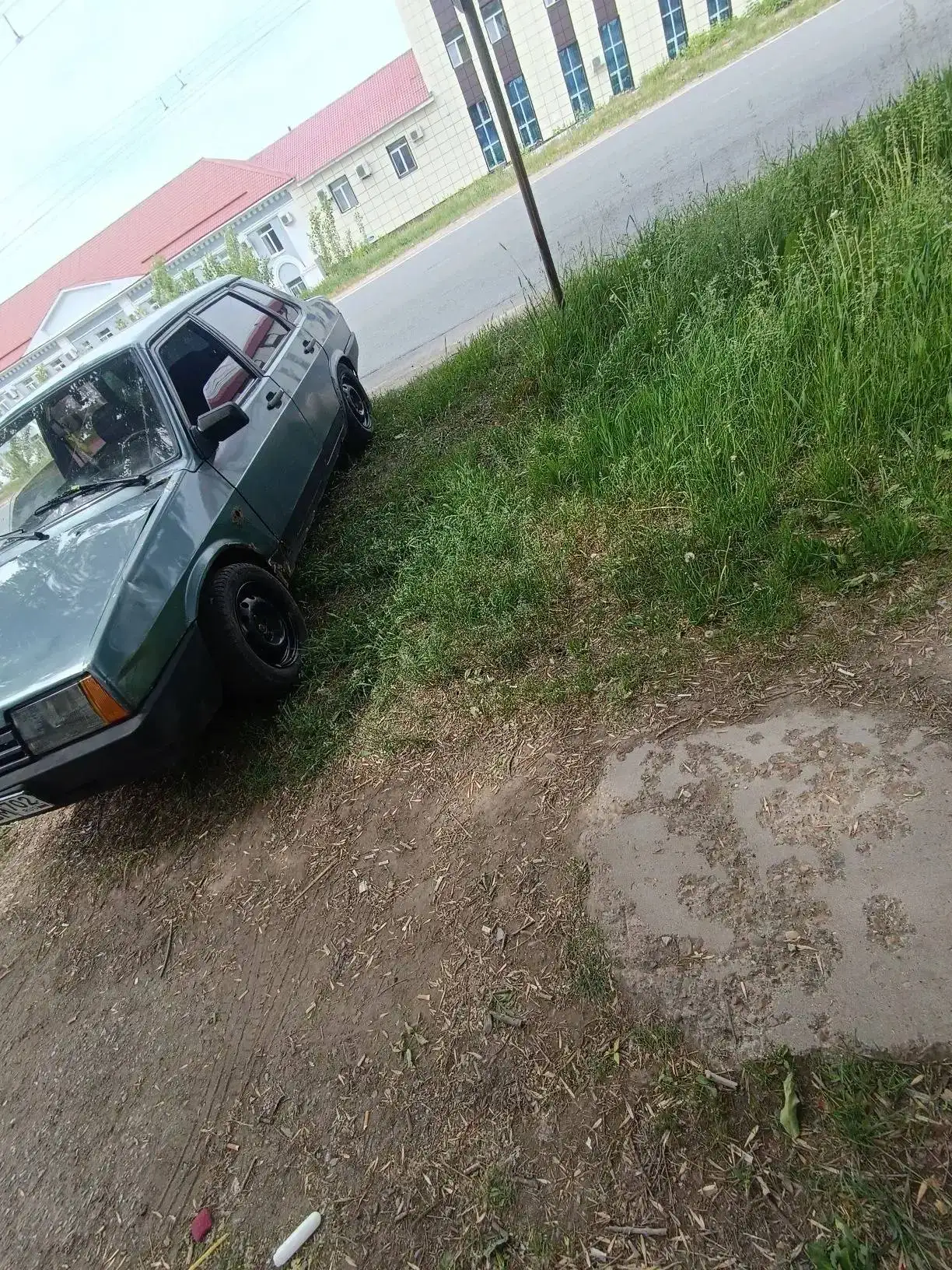 ВАЗ 21099 2000 года выпуска - Легковые автомобили (Авто) в Неизвестно