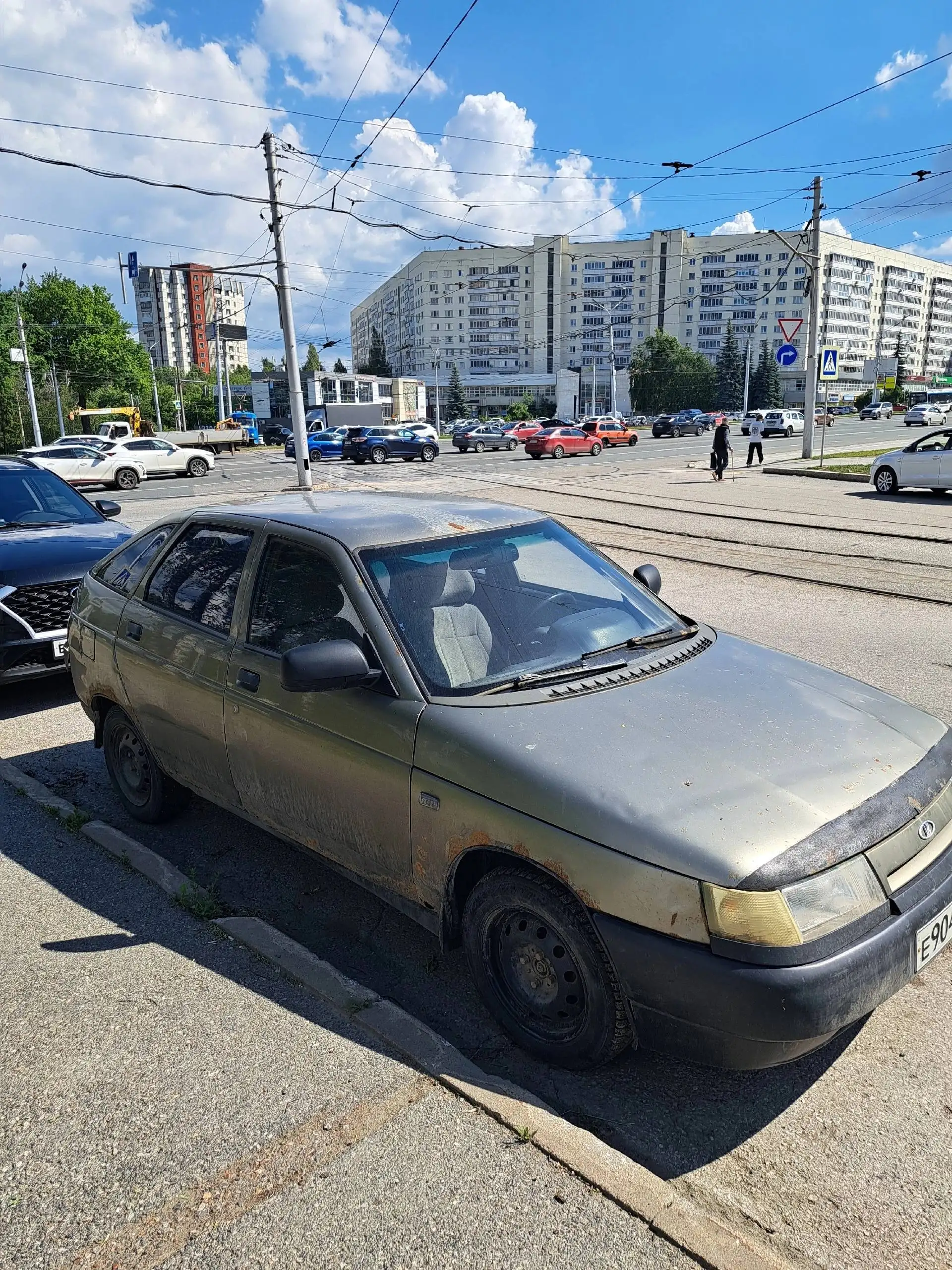 Ваз 2112 2001 года в хорошем состоянии - Легковые автомобили (Авто) в Неизвестно