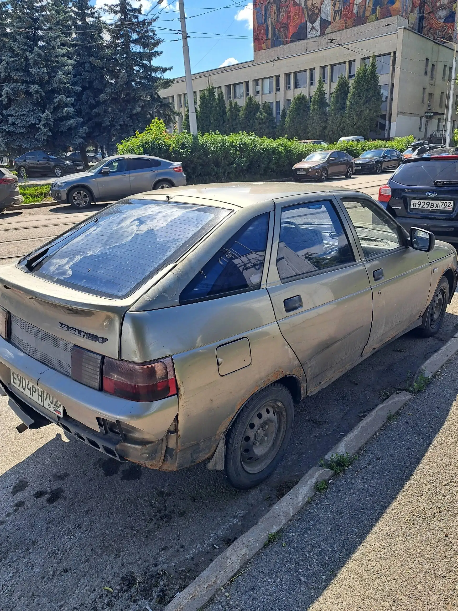 Ваз 2112 2001 года в хорошем состоянии - Легковые автомобили (Авто) в Неизвестно