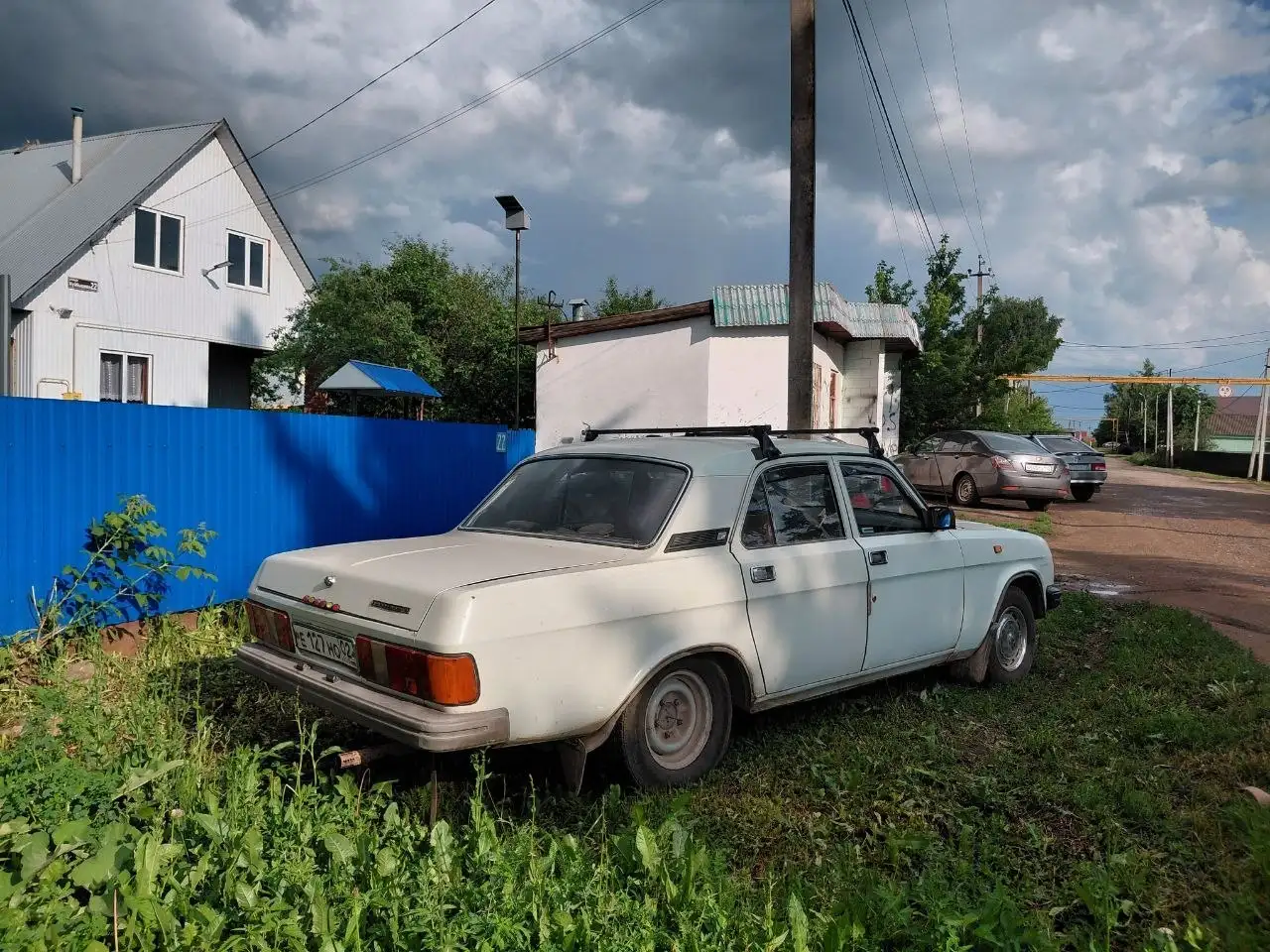Волга 1996 - Легковые автомобили (Авто) в Неизвестно