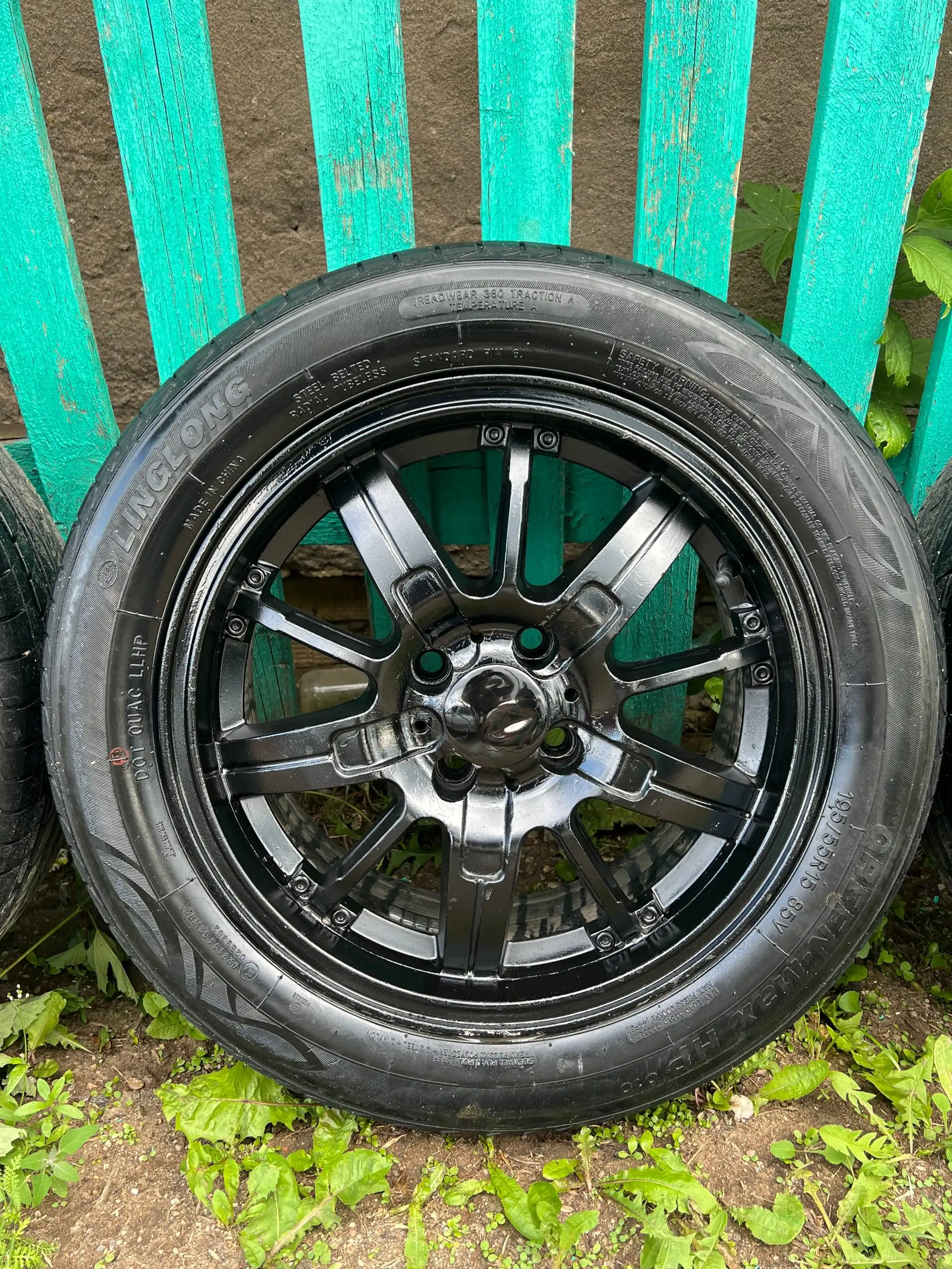 Продам колеса R15 4*98 - Колёса и шины (Авто) в Неизвестно