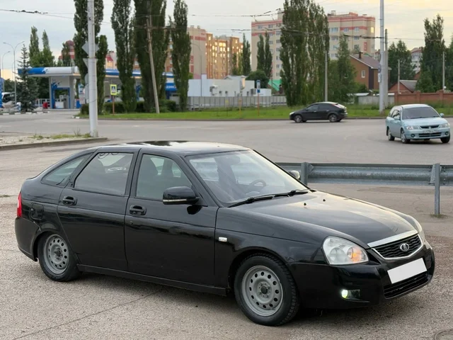 Lada Priora 2010 - Авто в Стерлитамак