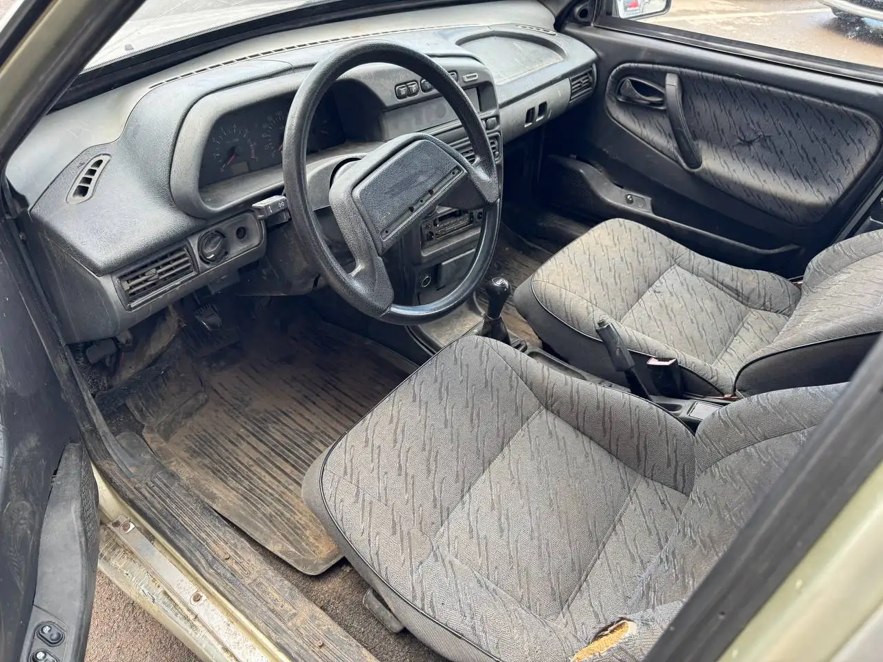 ВАЗ 2115 2005 года - Легковые автомобили (Авто) в Неизвестно