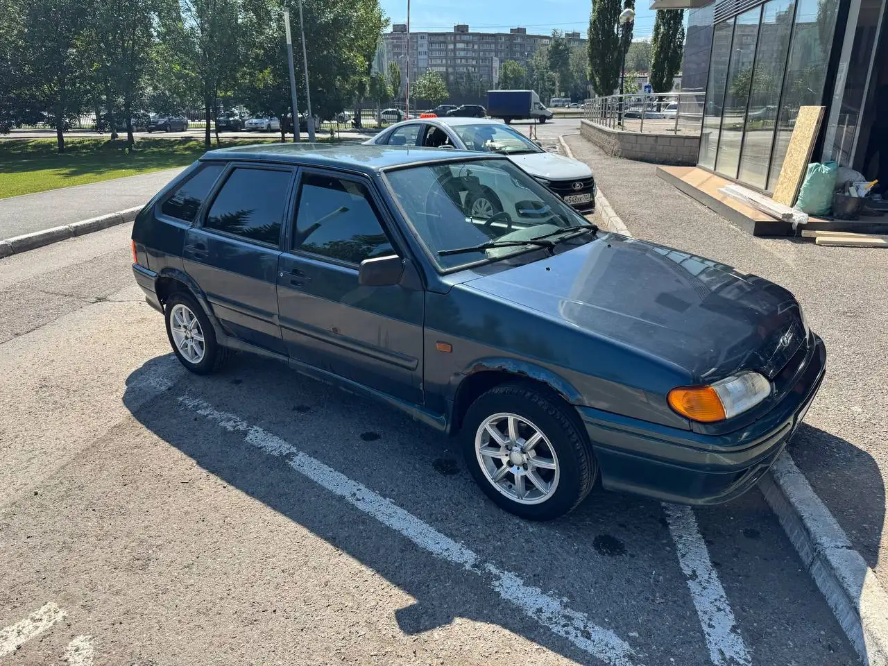 Продажа ВАЗ 2114 2012 года - Легковые автомобили (Авто) в Неизвестно
