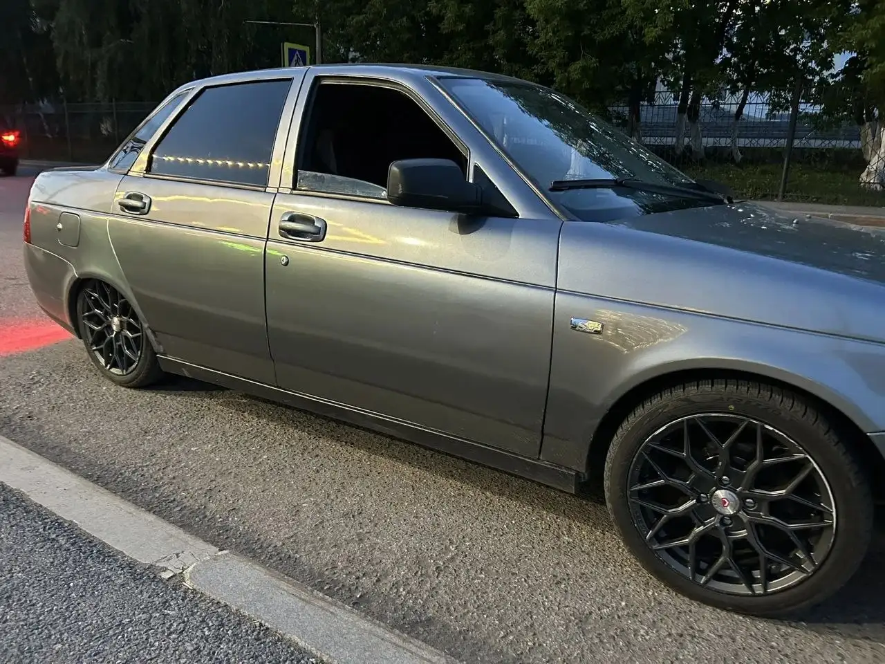 Продажа автомобиля 2008 года - Легковые автомобили (Авто) в Неизвестно