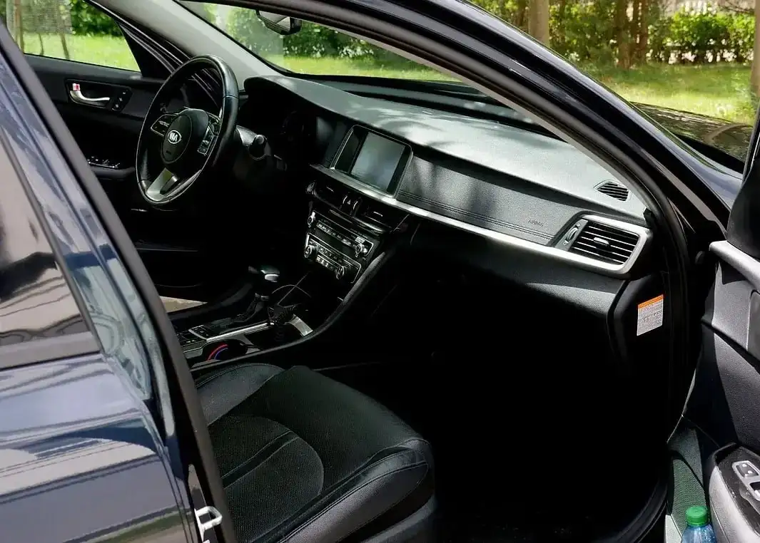 Продам Kia Optima, 2019 г.в. - Авто в Неизвестно
