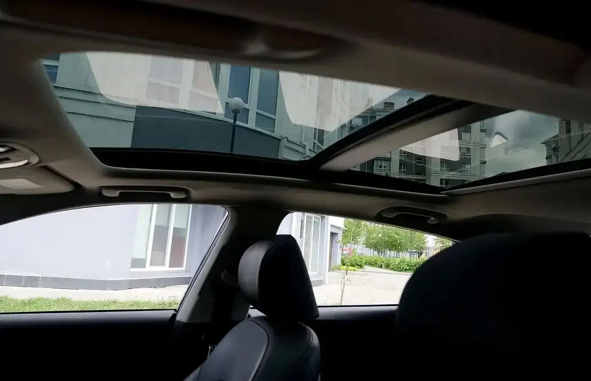 Продам Kia Optima, 2019 г.в. - Авто в Неизвестно