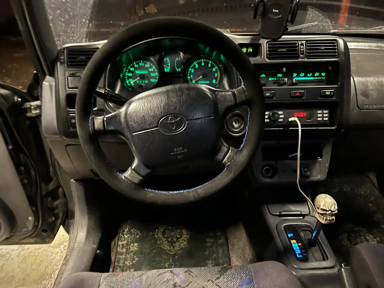 Toyota RAV4 1997, 3 дверки, 300 тыс км - Внедорожники (Авто) в Неизвестно