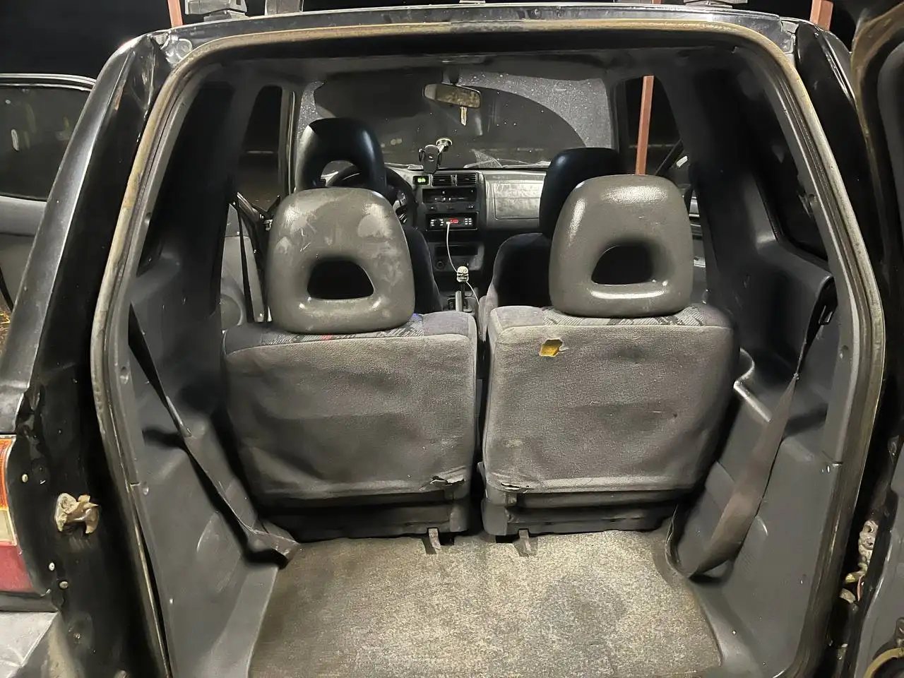 Toyota RAV4 1997, 3 дверки, 300 тыс км - Внедорожники (Авто) в Неизвестно