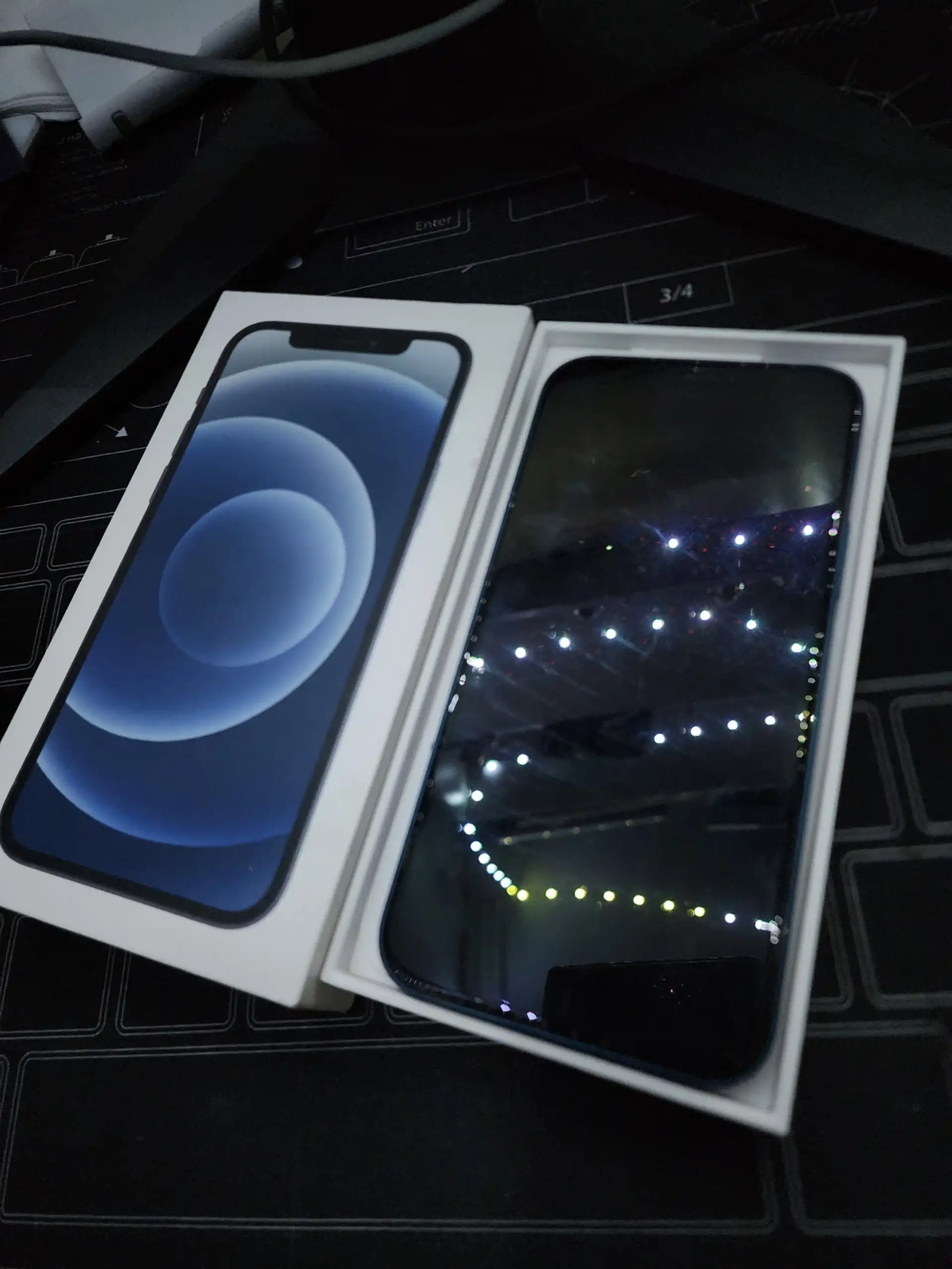 Продам iPhone 12 128гб