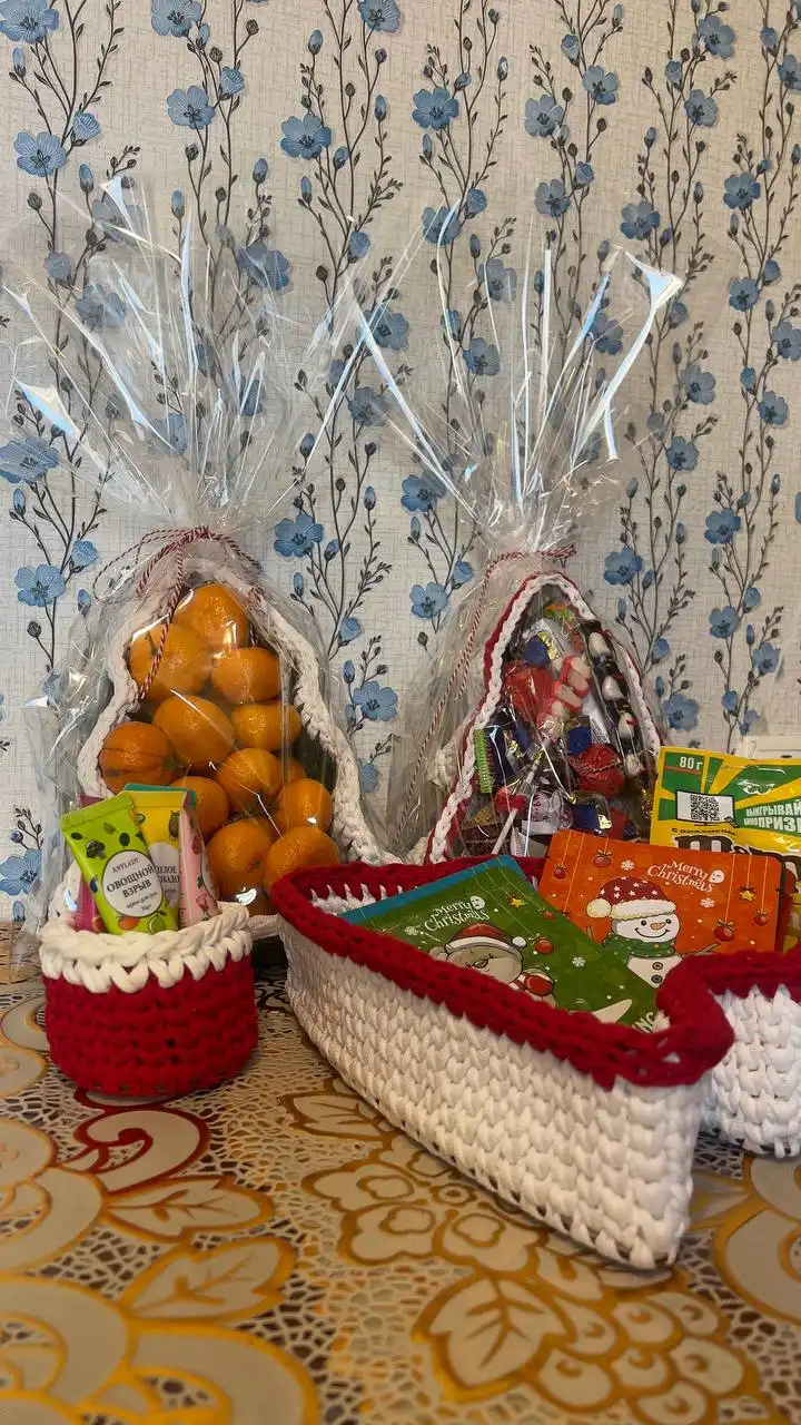 Вязаные корзинки на заказ