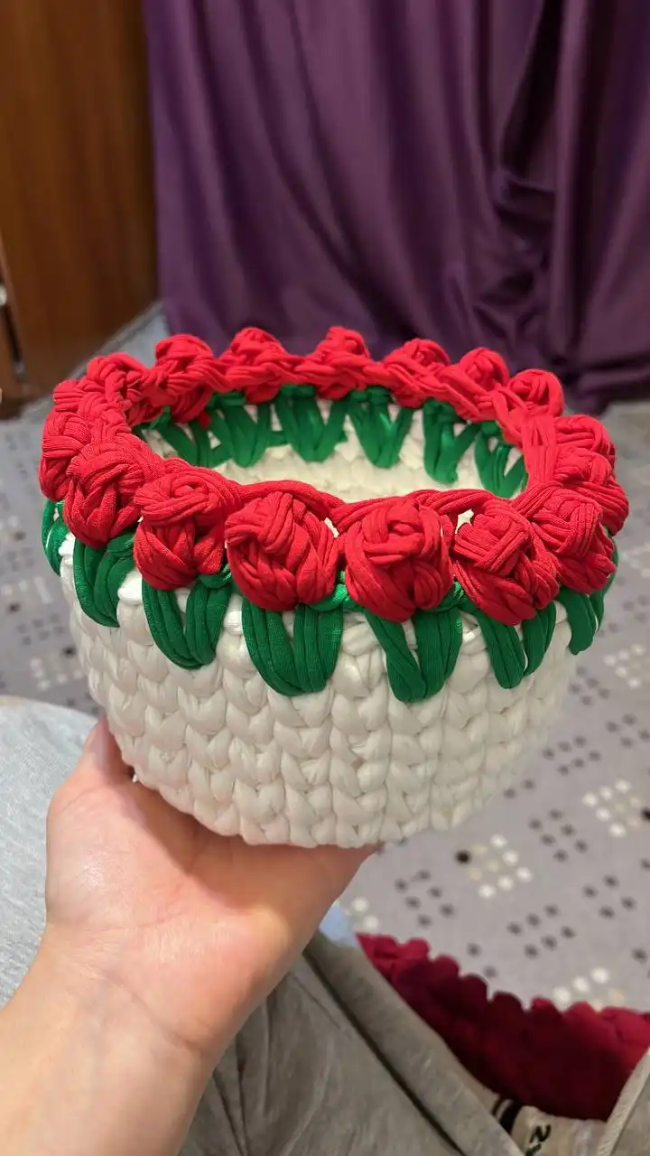 Вязаные корзинки на заказ