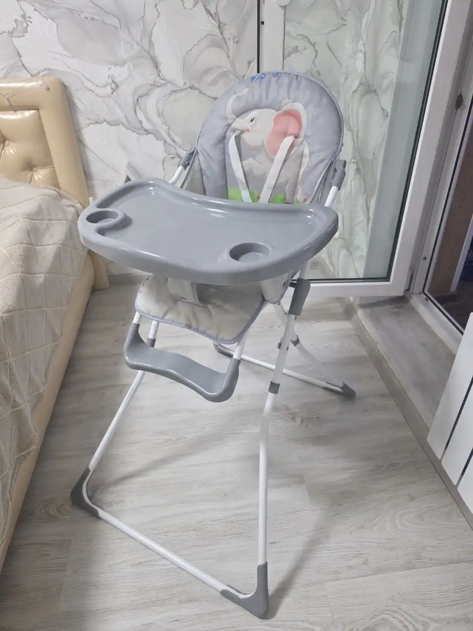 Стул для кормления складной
