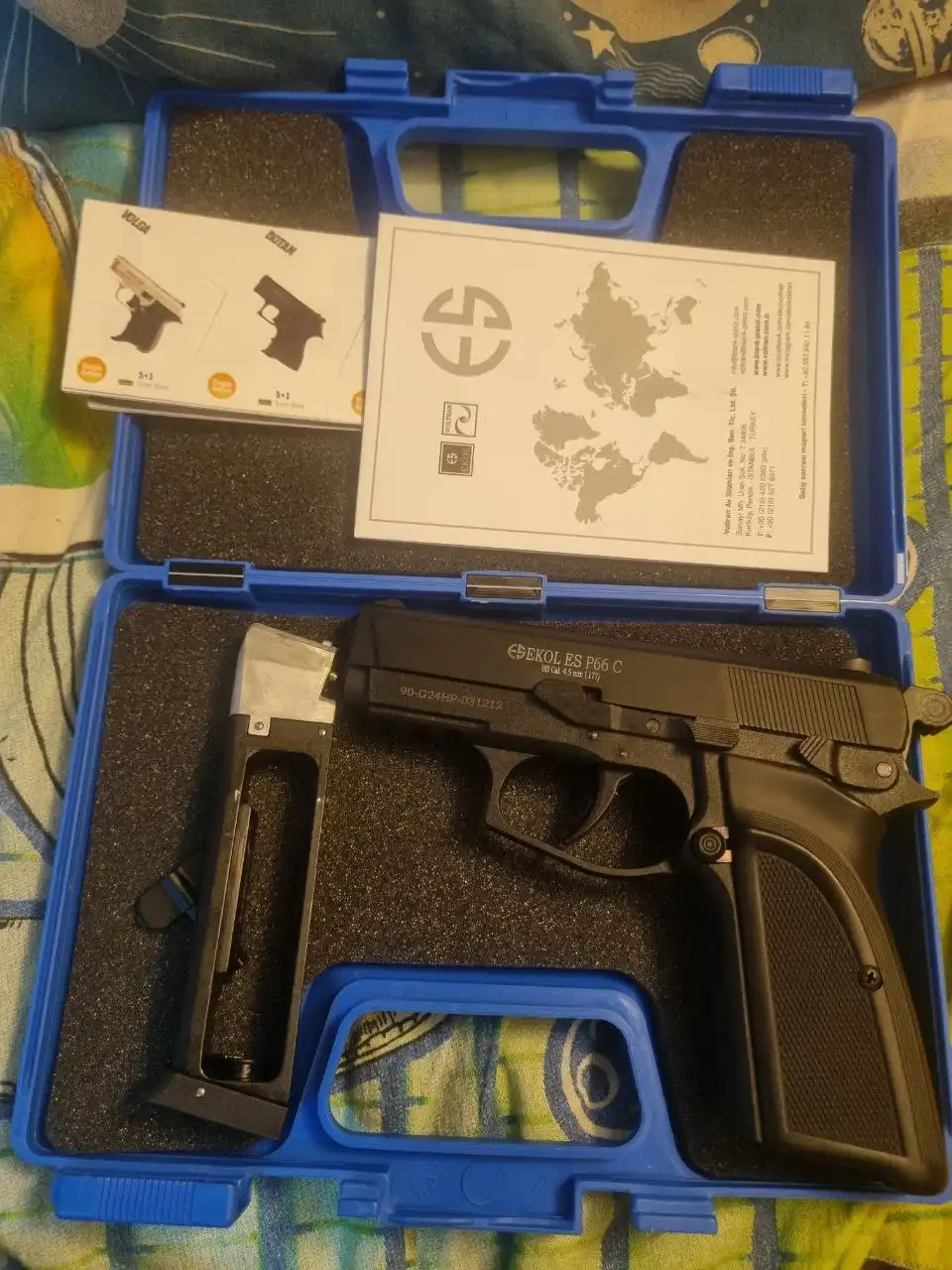 Продам пневматический пистолет BornerМ84 (Beretta)