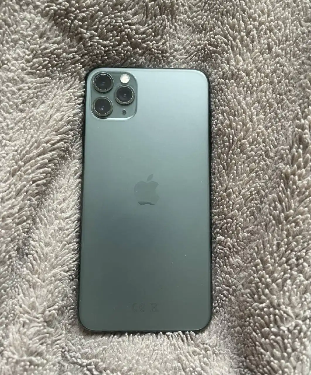 Айфон 11 про макс 256гб - Смартфоны (Электроника) в Владивосток