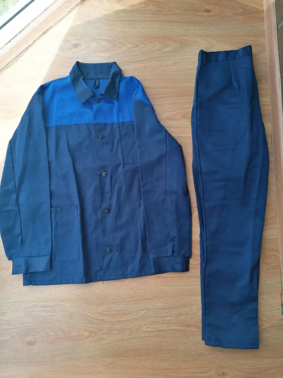 Мужской рабочий костюм размер 48 новый - Рабочая одежда (Одежда) в Владивосток