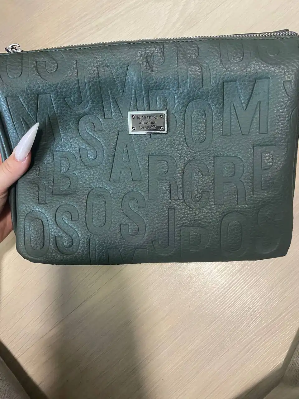 Продажа сумок и сумок-рюкзаков - Барахолка в Владивосток