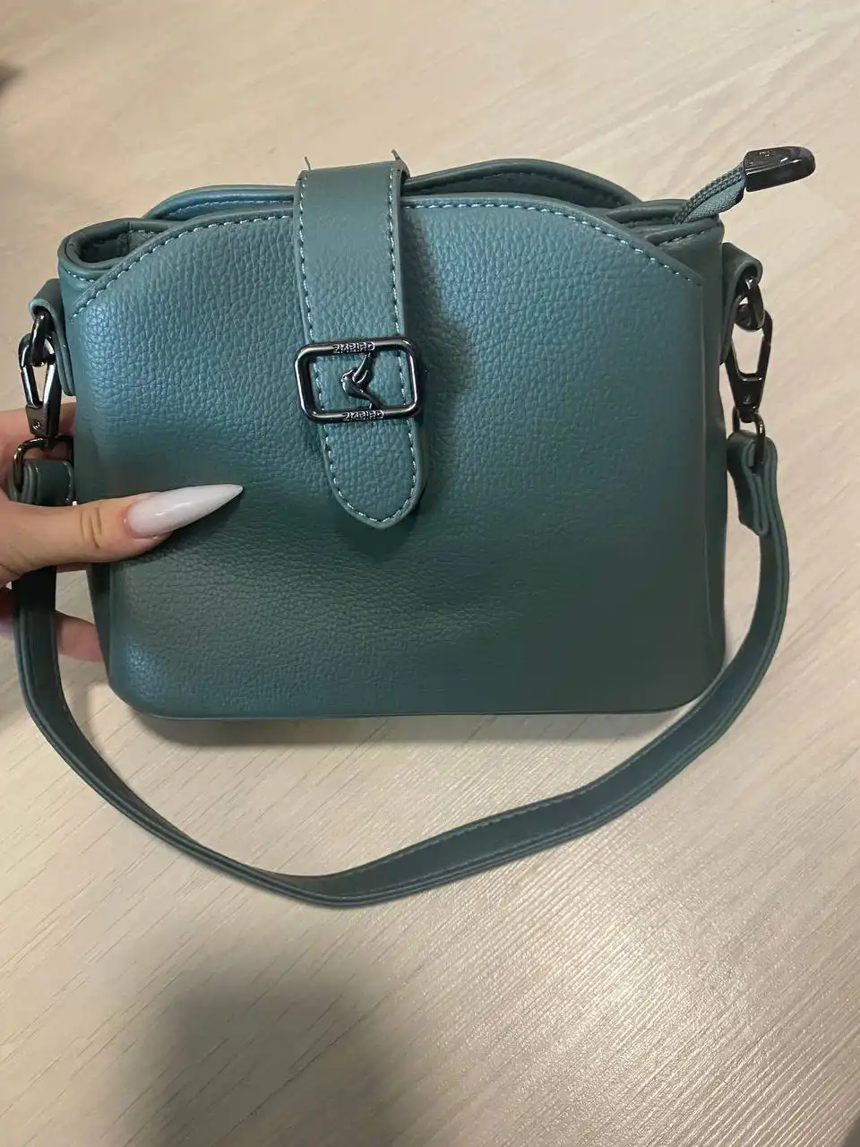 Продажа сумок и сумок-рюкзаков - Барахолка в Владивосток