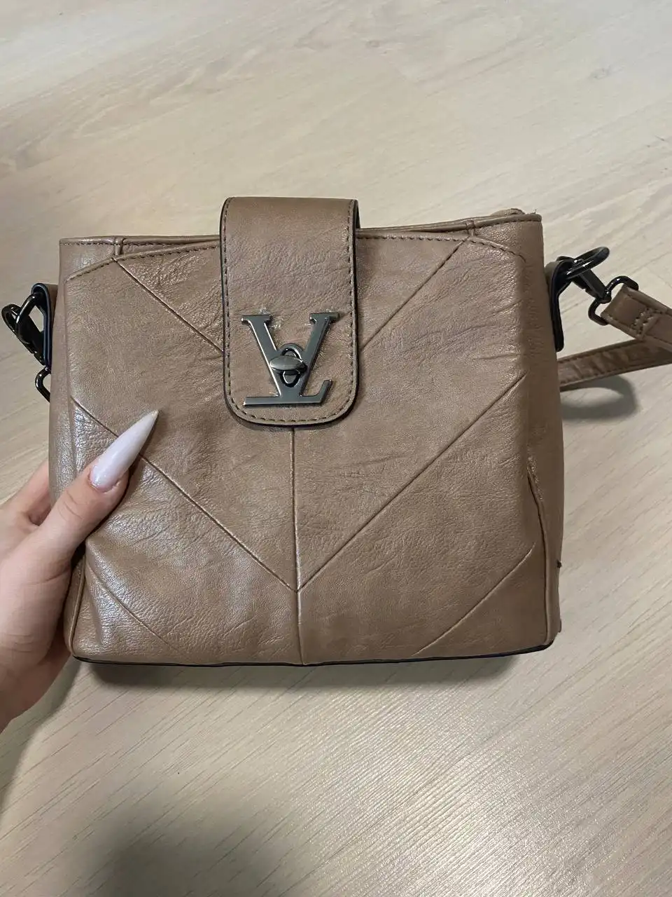 Продажа сумок и сумок-рюкзаков - Барахолка в Владивосток