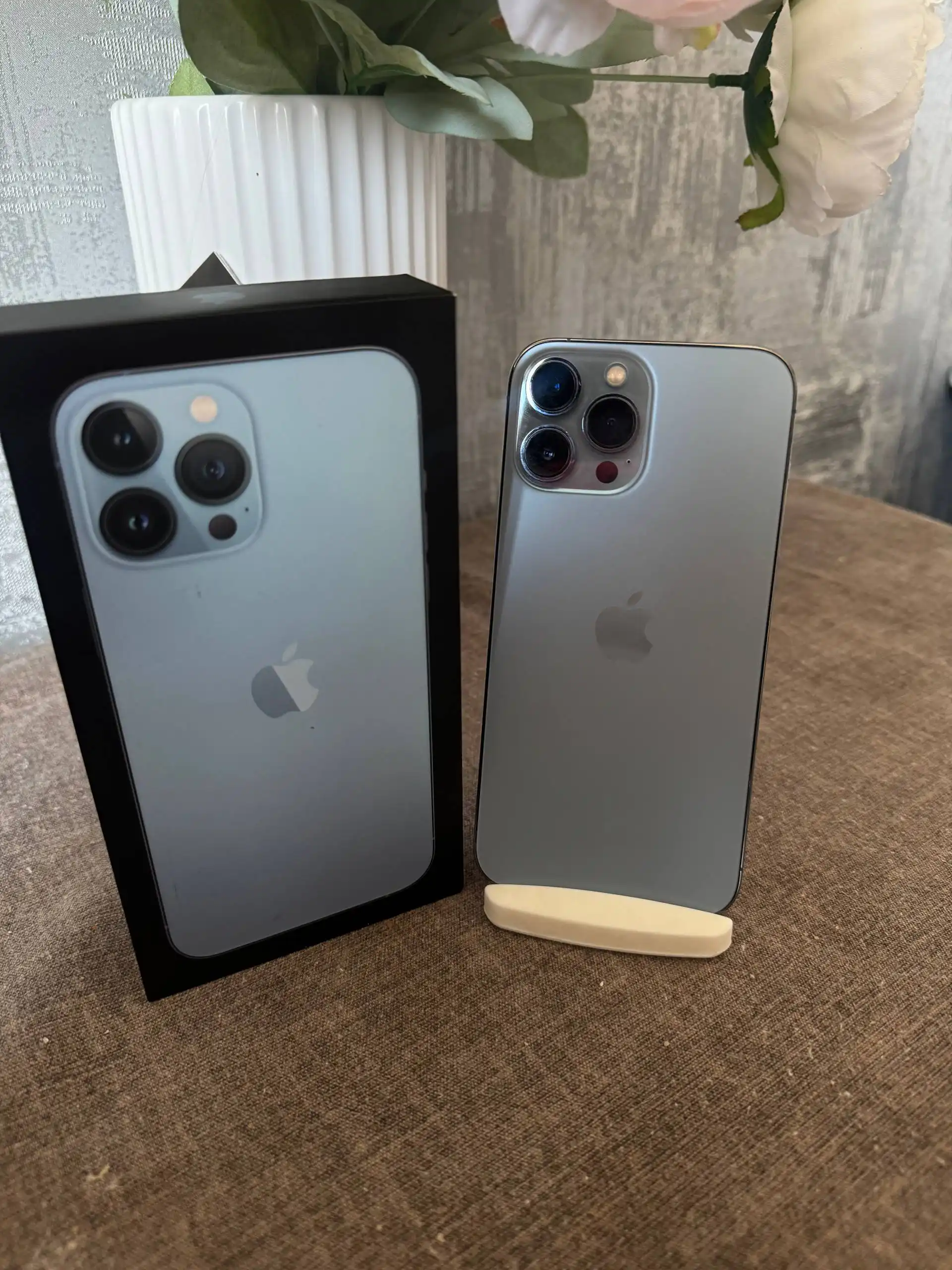 iPhone 13 Pro Max 256GB в идеальном состоянии - Смартфоны (Электроника) в Владивосток