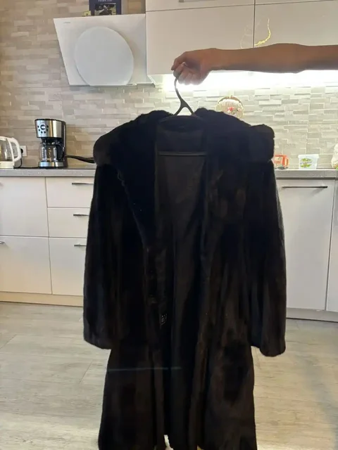 Продам шубу цельная норка размер 42-44 - Верхняя одежда в Владивосток