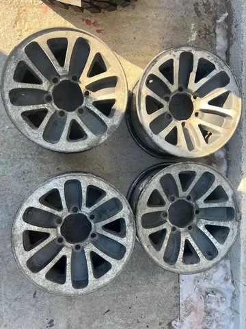 Продам диски - Профессиональное оборудование в Владивосток