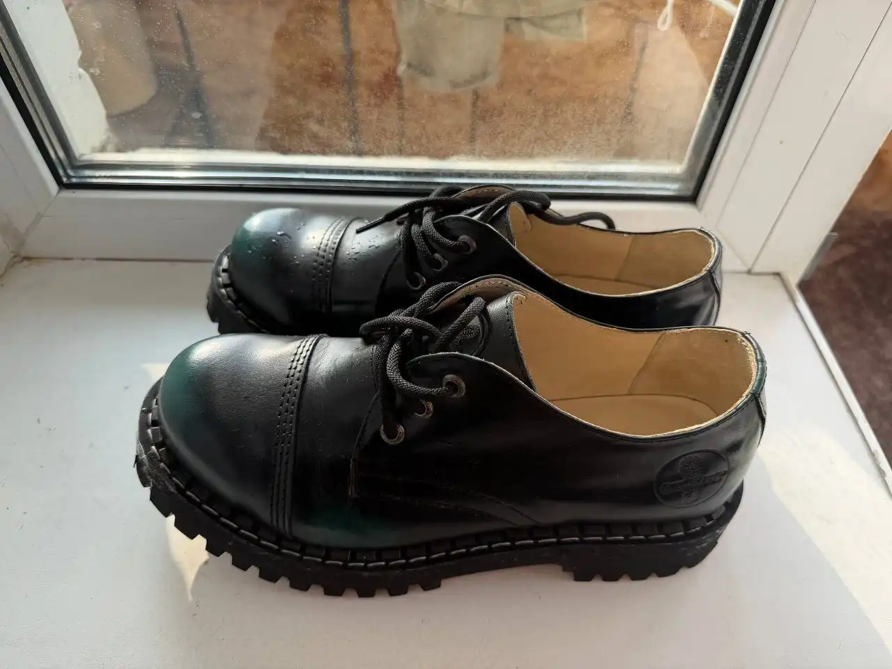 Распродажа брендовой одежды и обуви - Обувь (Одежда) в Владивосток