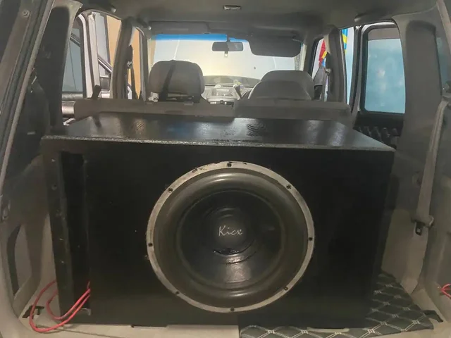 Продажа автозвука: сабвуфер, усилитель, магнитола, шины - Авто в Владивосток