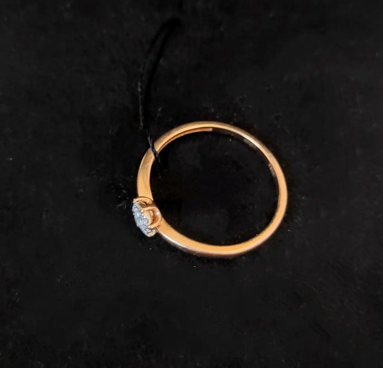 Продам золотое кольцо с бриллиантами - Ювелирные изделия (Барахолка) в Владивосток