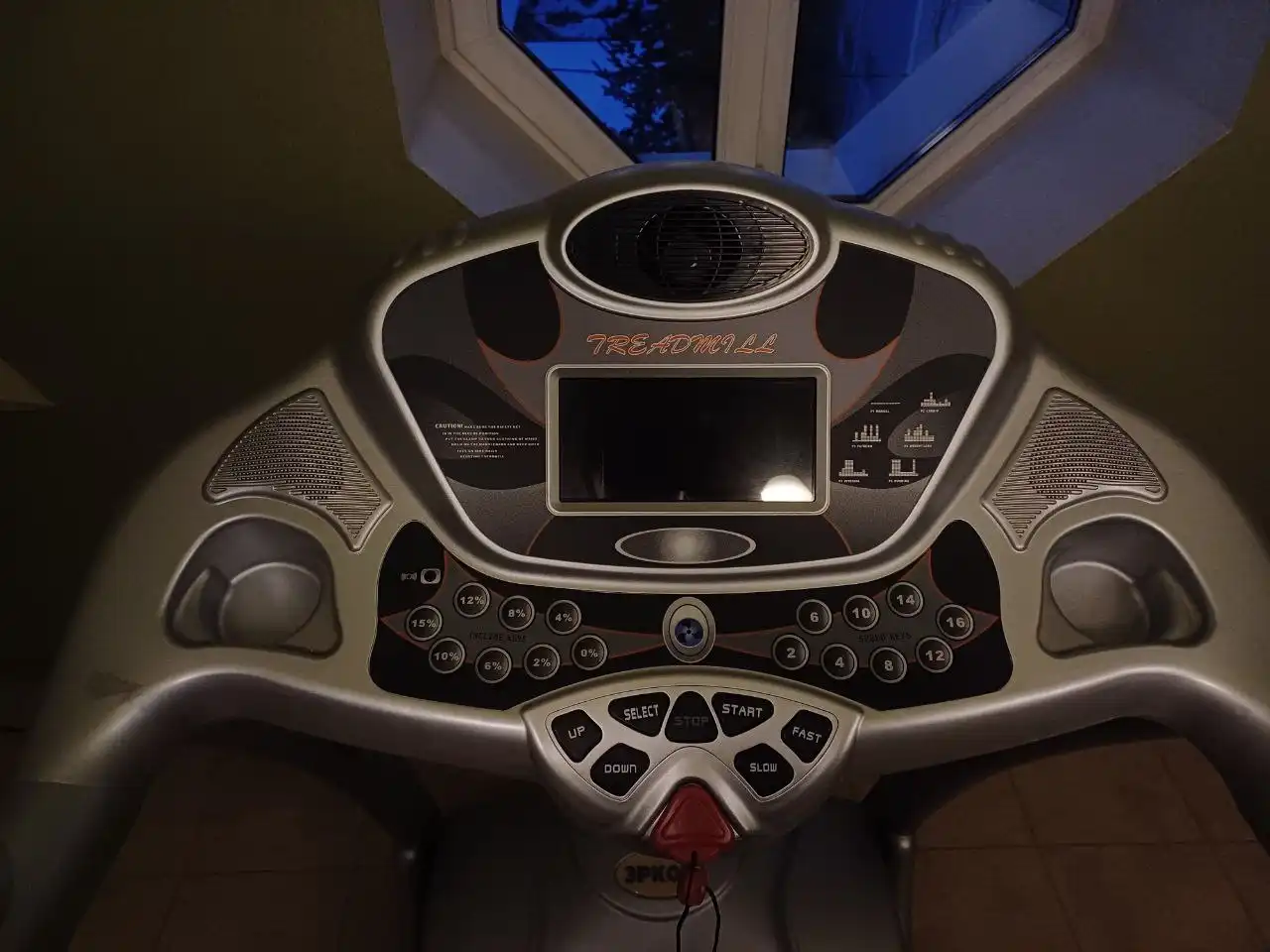 Продам беговую дорожку Эркор б/у в идеальном состоянии - Фитнес-оборудование (Хобби и отдых) в Владивосток