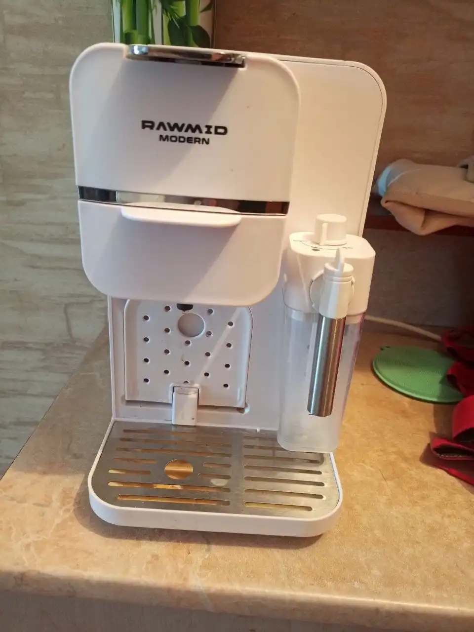 Кофемашинка в идеальном состоянии - Кофемашины (Электроника) в Владивосток