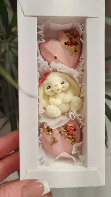 Набор конфет ручной работы ко Дню Влюбленных - DVD диски в Владивосток