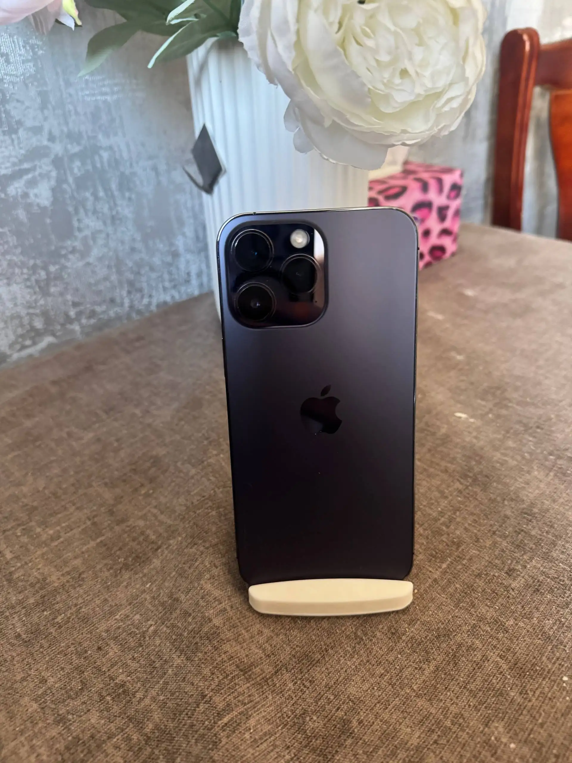 iPhone 14 Pro Max 1TB с трещиной на крышке - Смартфоны и телефоны (Электроника) в Владивосток